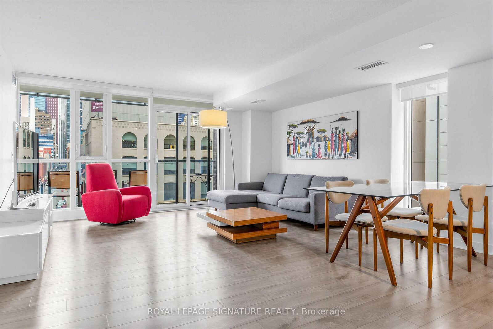 Property Photo:  295 Adelaide Street W 414  ON M5V 0L4 