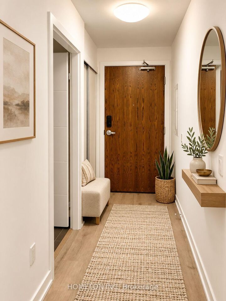 Property Photo:  30 Francis Street 2212  ON N2G 1H7 
