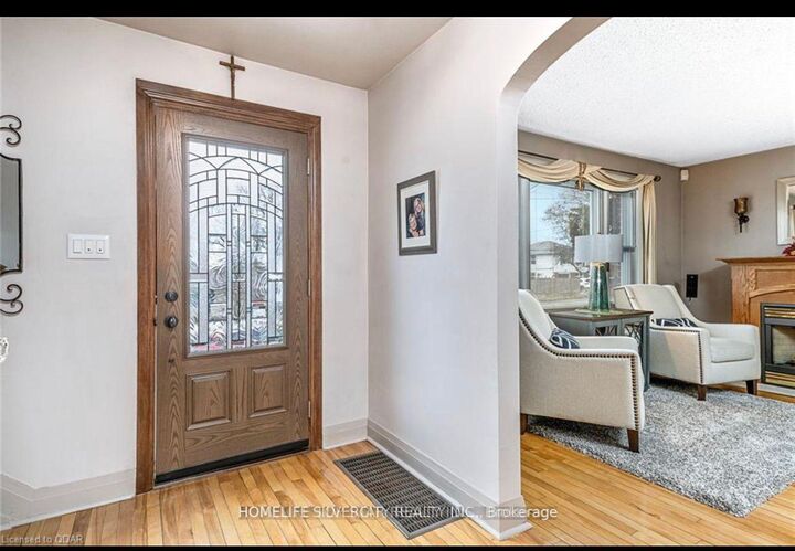 Property Photo: 327 Victoria Avenue ON K8N 2E2
