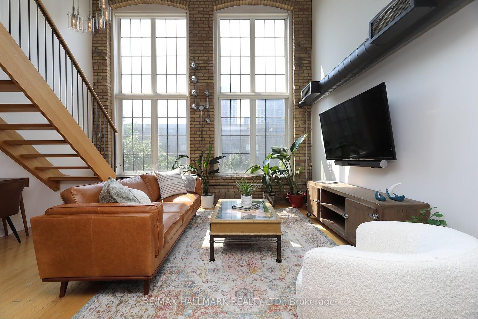 Property Photo:  1100 Lansdowne Avenue 314  ON M6H 4K1 
