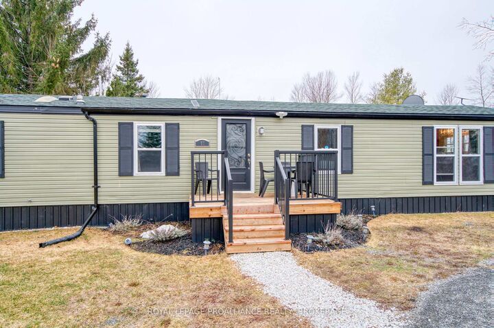 Property Photo:  1 Taylor Street  ON K0G 1E0 