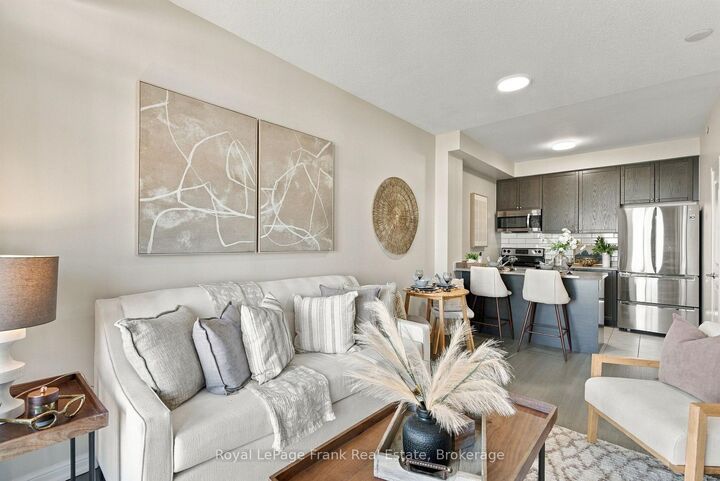 Property Photo:  84 Aspen Springs Drive 405  ON L1C 0V3 
