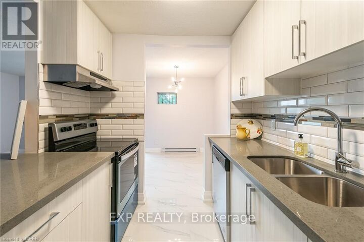 Property Photo:  529 Elm Street 23  ON L3K 5W6 