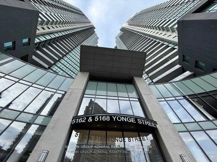 Property Photo:  5168 Yonge Street 2705  ON M2N 0G1 