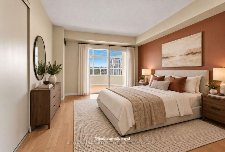 Property Photo:  215 Wynford Drive 2307  ON M3C 3P5 