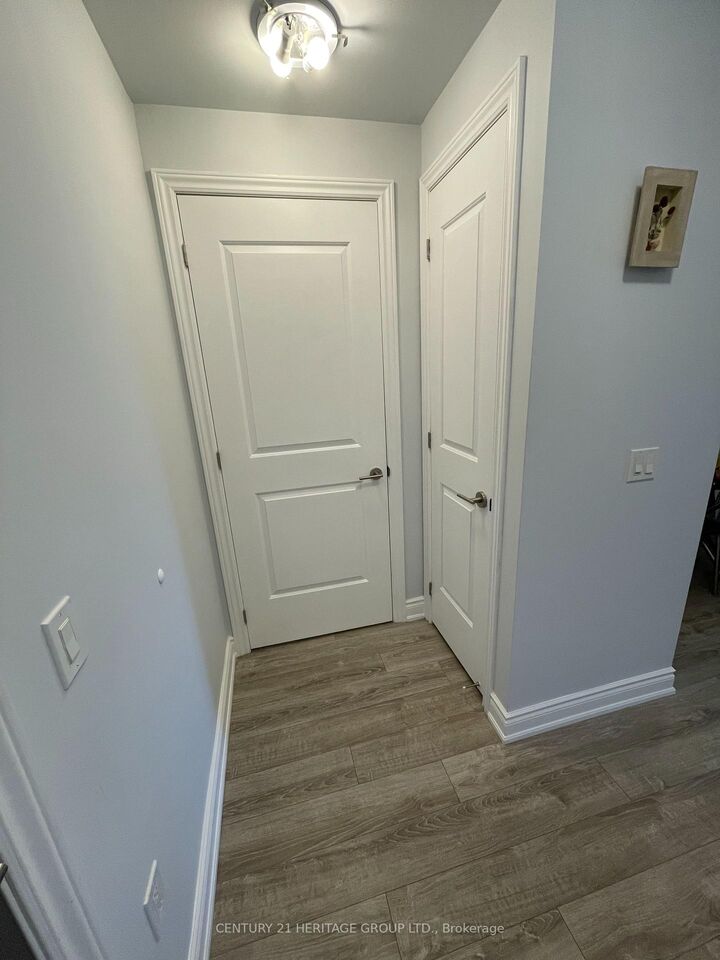 Photo de la propriété:  9618 Yonge Street 201  ON L4C 0X5 
