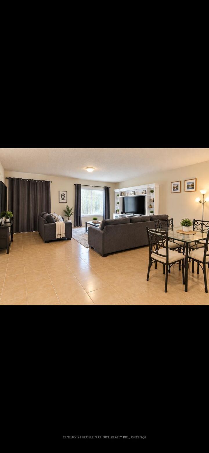 Property Photo:  293 Dain Avenue  ON L3B 3E7 