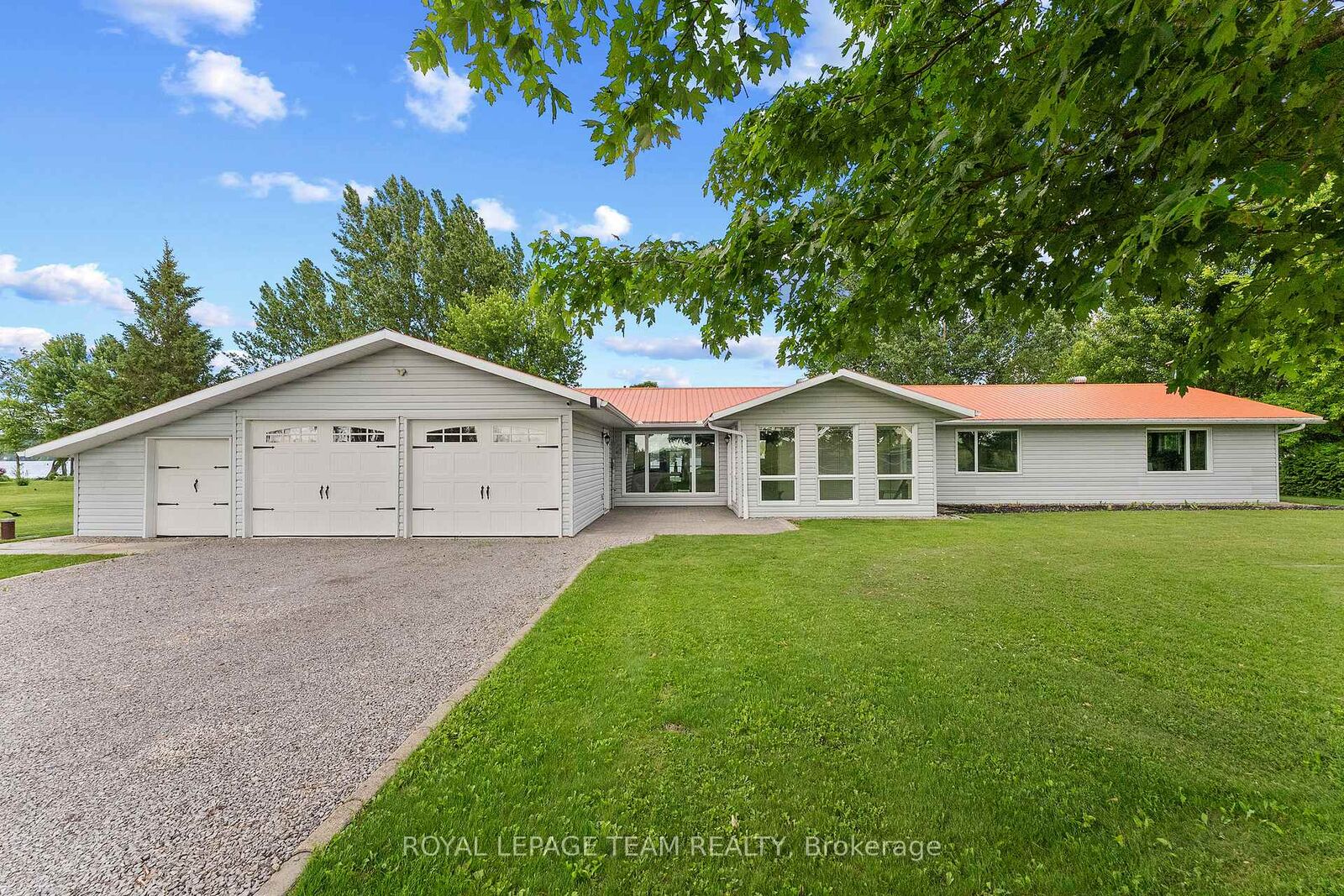 Property Photo:  34 Bird Lake Trail  ON K0J 1K0 