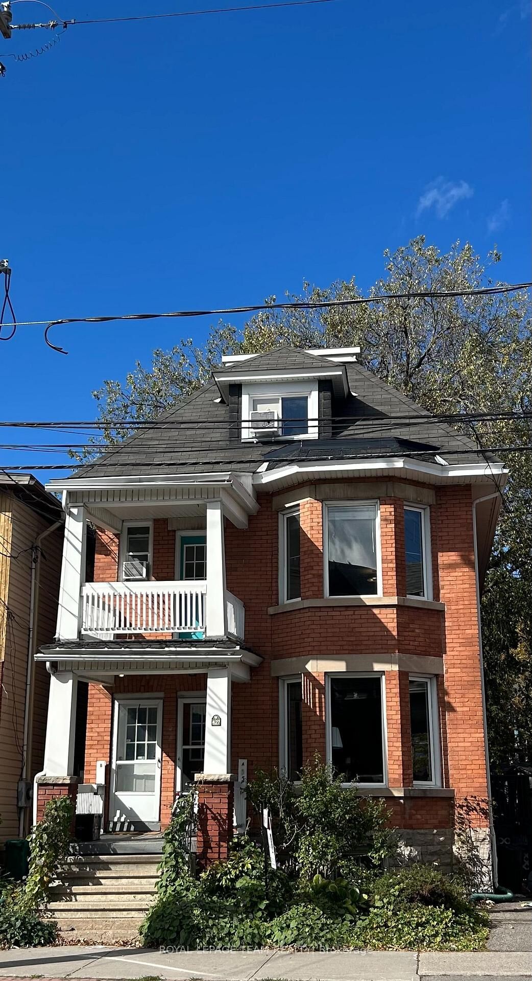 Property Photo:  427 Sunnyside Avenue B  ON K1S 0S6 