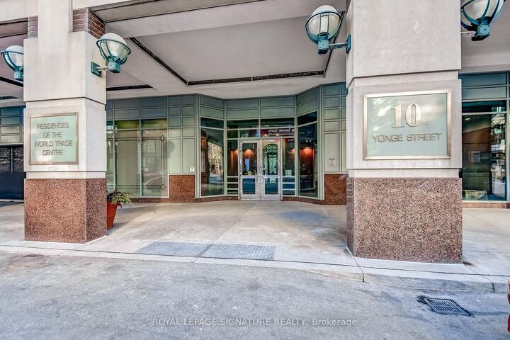 Property Photo:  10 Yonge Street 3111  ON M5E 1R4 
