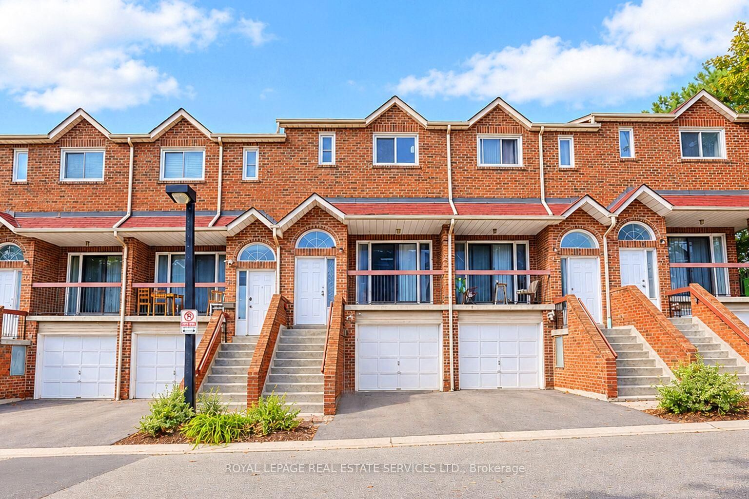 Property Photo:  10 Reidmount Avenue 10  ON M1S 1B2 
