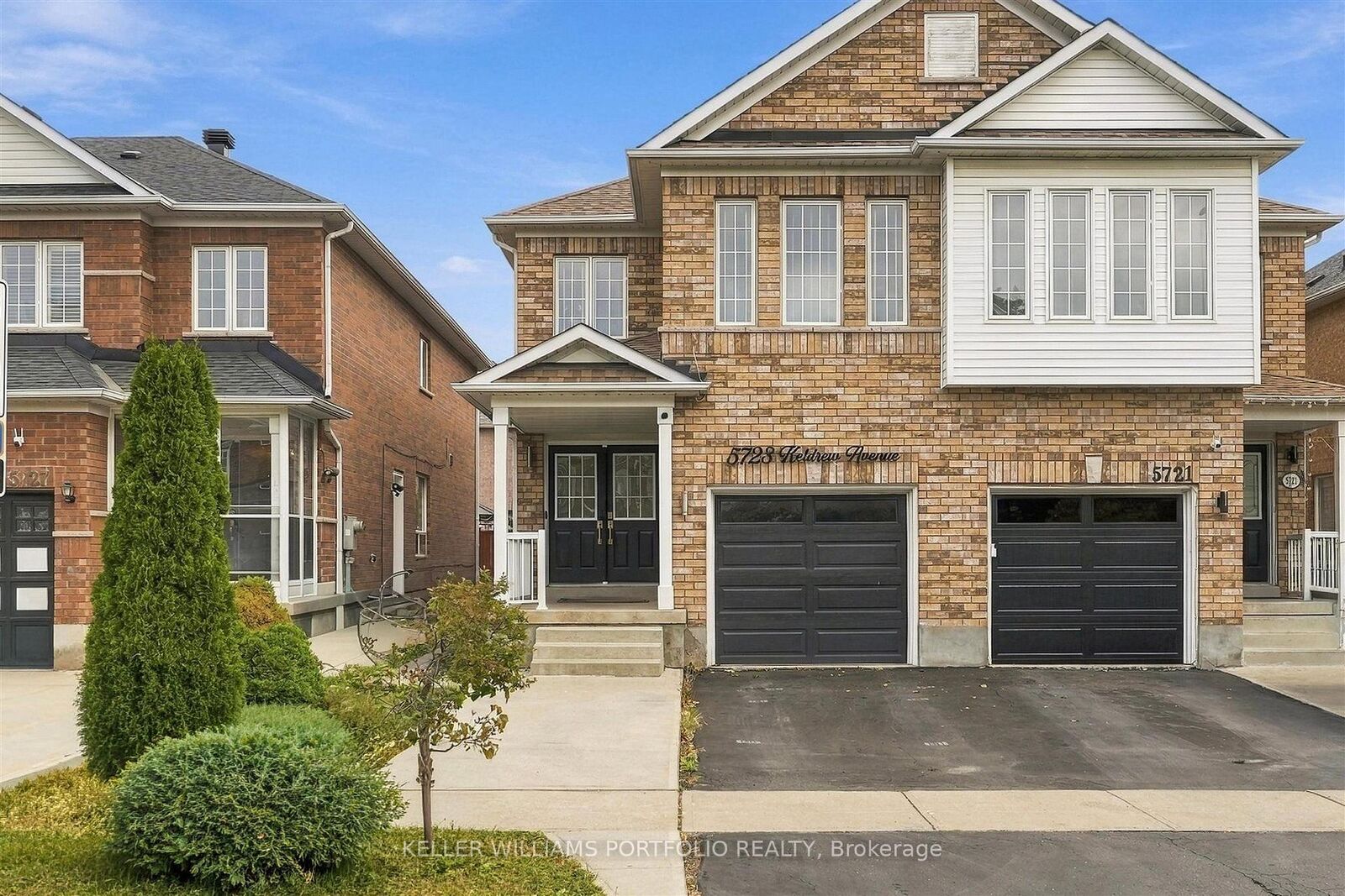 Property Photo:  5723 Keldrew Avenue  ON L5M 7B9 