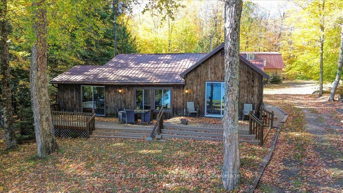 Property Photo:  354 Forestview Road N  ON K0L 1C0 