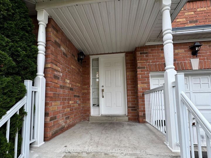Property Photo:  163 Flagstone Way  ON L3X 2Z7 