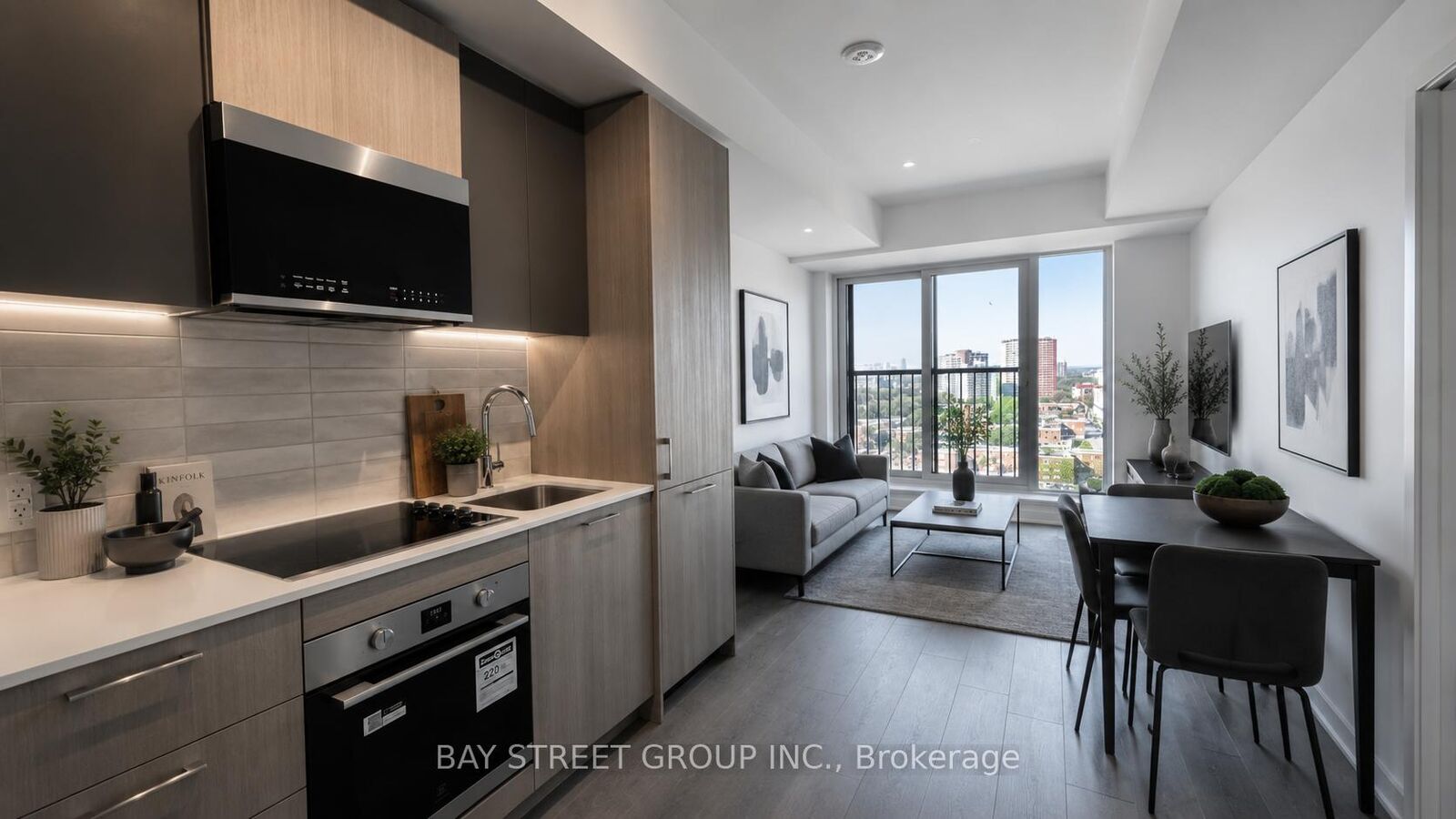 Property Photo: 10 Oak Street 1102 ON M5A 0Z1