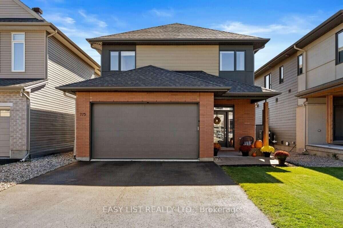 Photo de la propriété: 775 Carnelian Crescent ON K1X 0A8