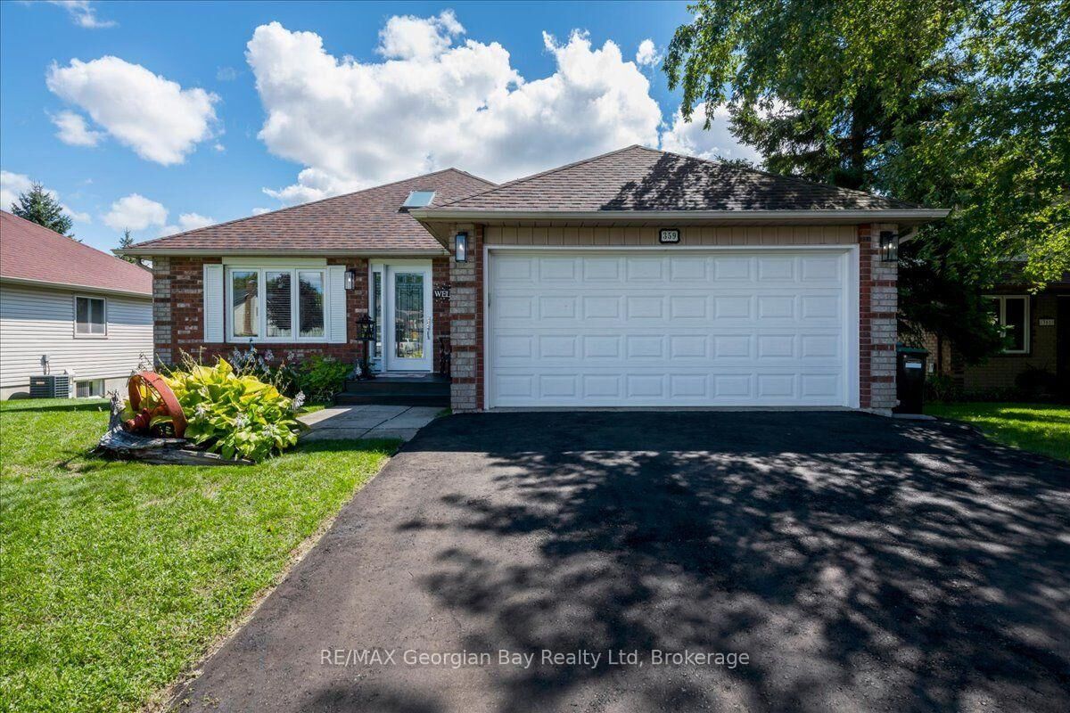 Property Photo:  359 Galloway Boulevard  ON L4R 5B2 