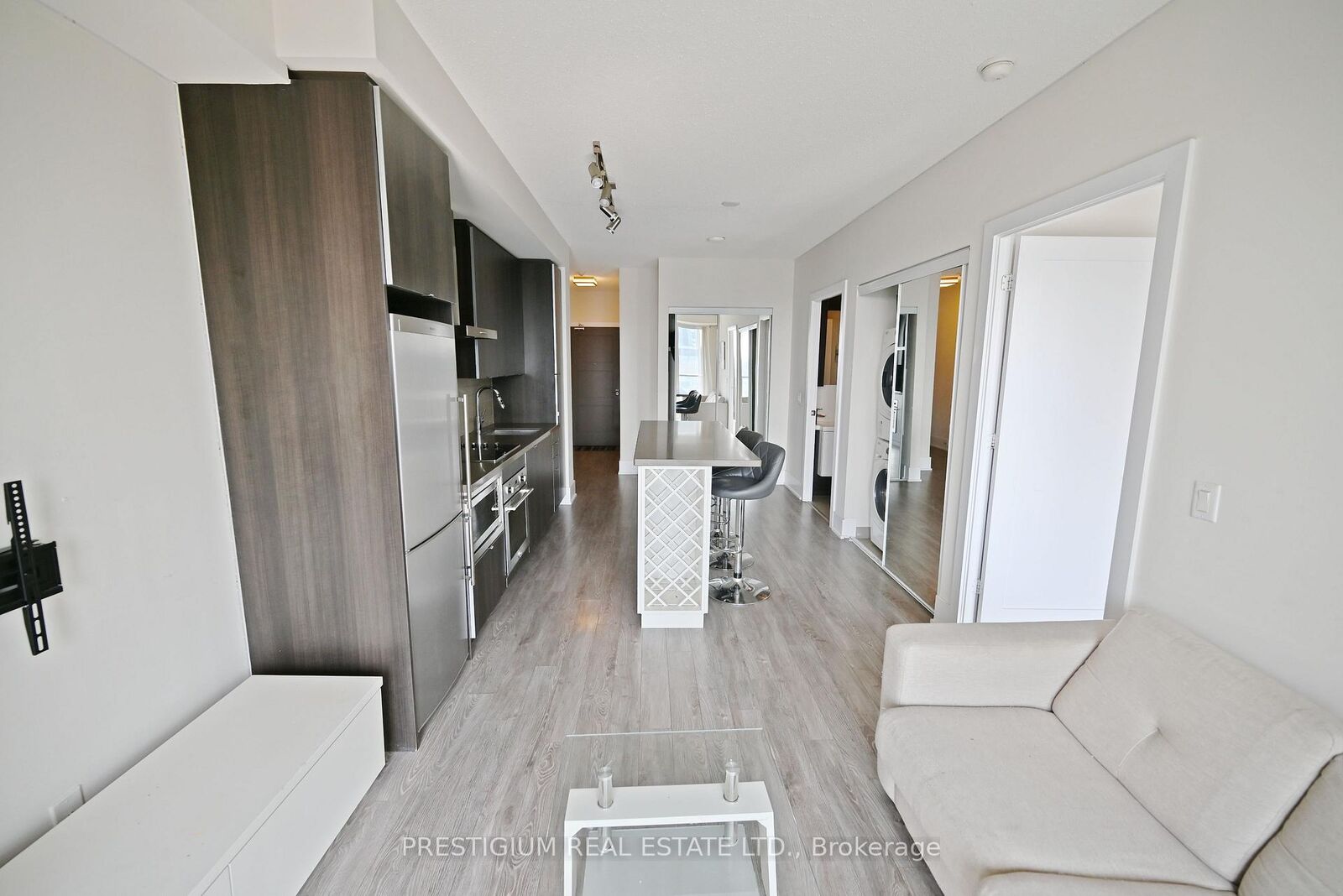 Property Photo:  300 Front Street W 2601  ON M5V 0E9 