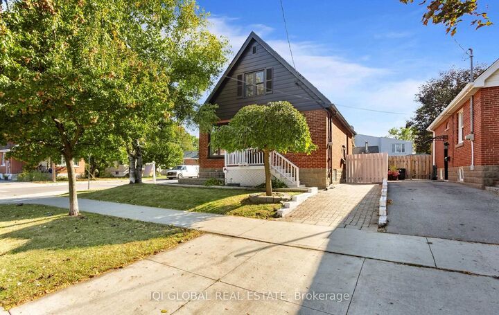Photo de la propriété: 504 Brucedale Avenue E ON L8V 1P2