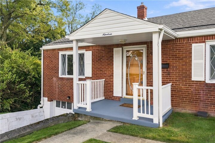 Property Photo:  19 Watson Street  PA 15106 