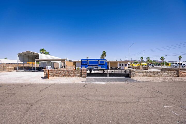 Property Photo: 11550 S Foothills Blvd AZ 85367
