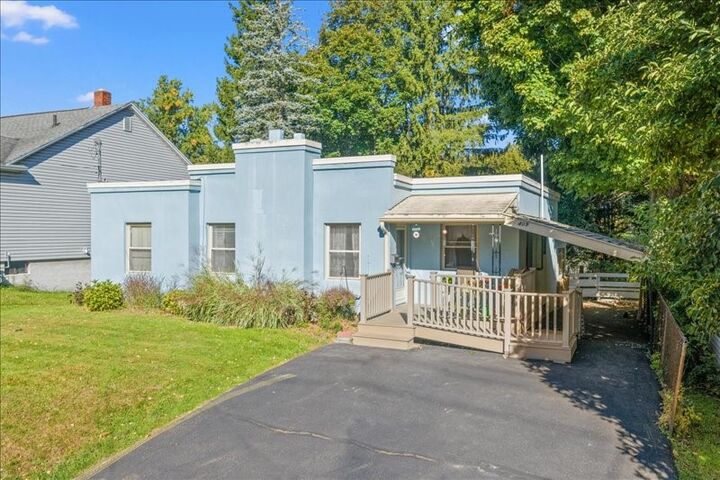 Property Photo:  409 Conklin Avenue  NY 13903 