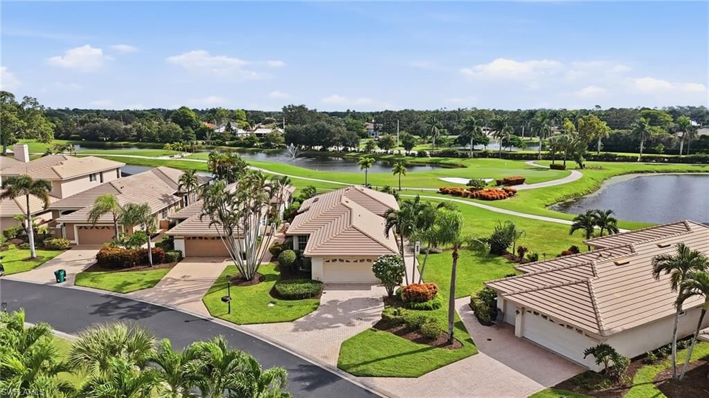 Property Photo:  10391 Quail Crown Dr 34  FL 34119 