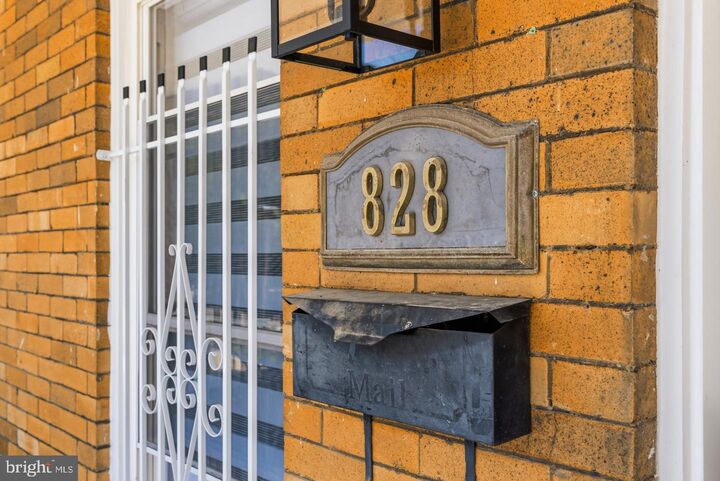 Property Photo:  828 Chauncey Avenue  MD 21217 