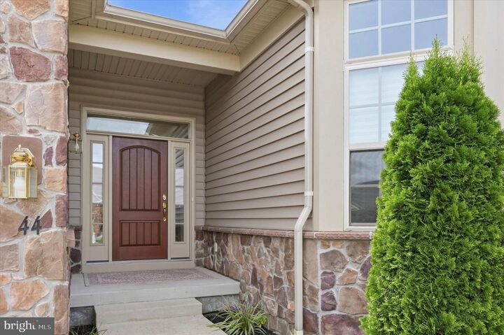 Property Photo:  44 Ravenna Drive  NJ 08091 