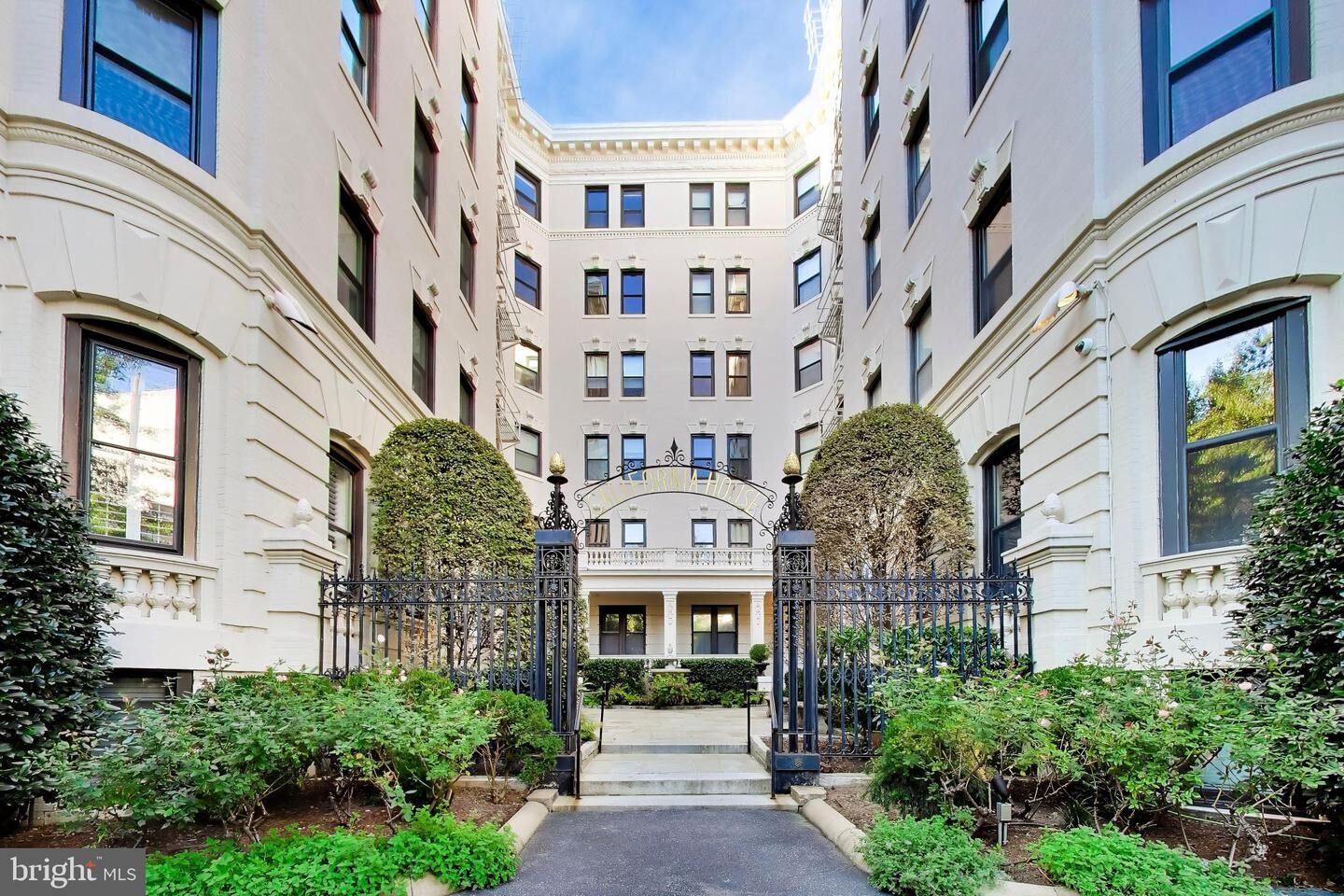Property Photo: 2153 California Street NW 502 DC 20008