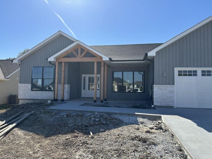 Property Photo: 4460 Rebellion Ln MO 65010