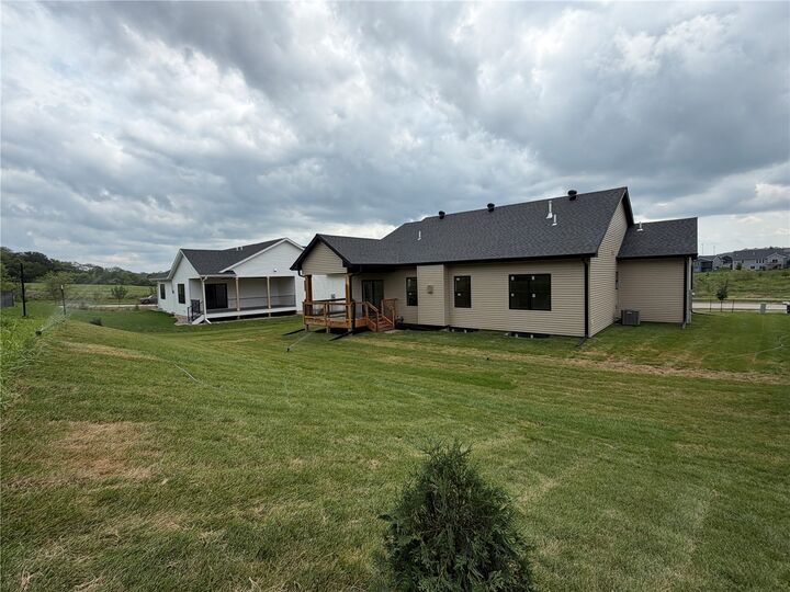 Property Photo: 1290 Osage Lane IA 52317