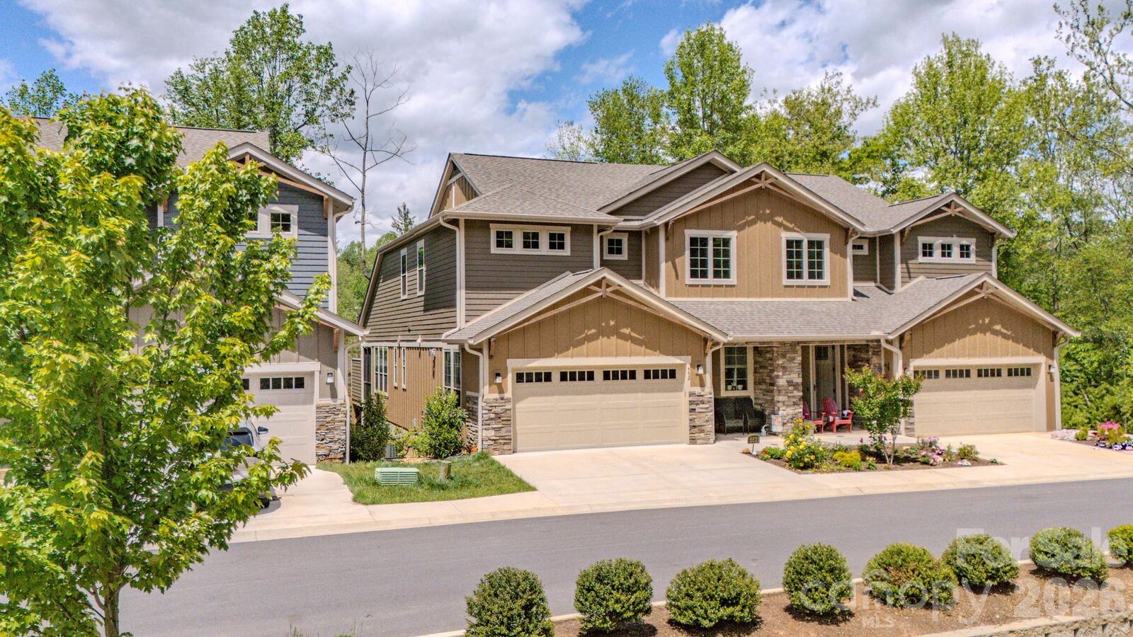Property Photo: 552 Sweet Birch Park Lane NC 28711