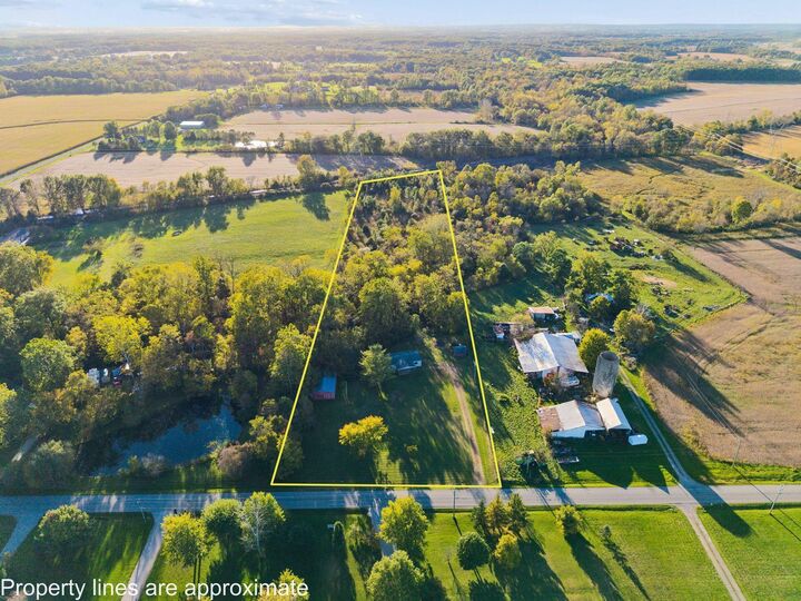 Property Photo:  19459 Dog Leg Road  OH 43040 