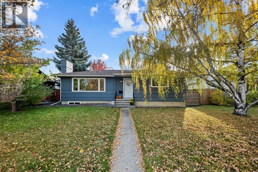 Property Photo:  4207 5 Avenue Southwest  AB T3C 0C4 