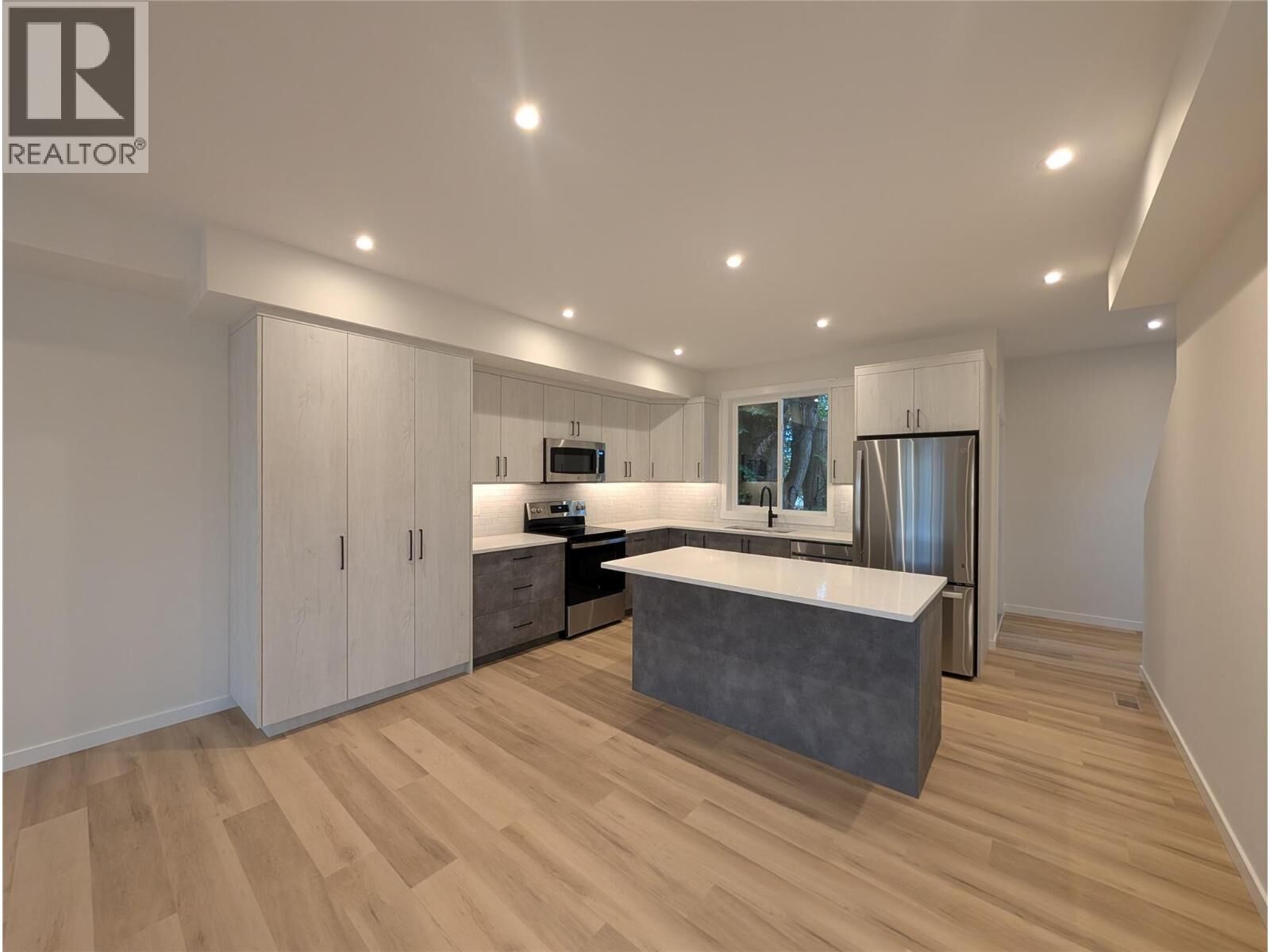 Property Photo:  3602 Pleasant Valley Road 1  BC V1T 4L6 