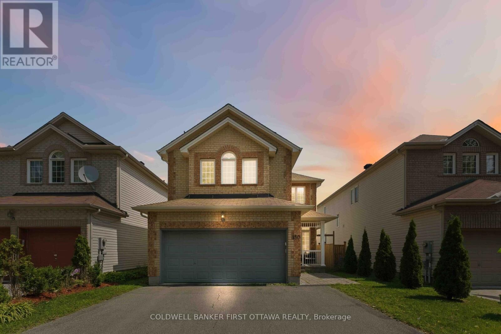 Property Photo:  150 Strathcarron Crescent  ON K2K 0C8 