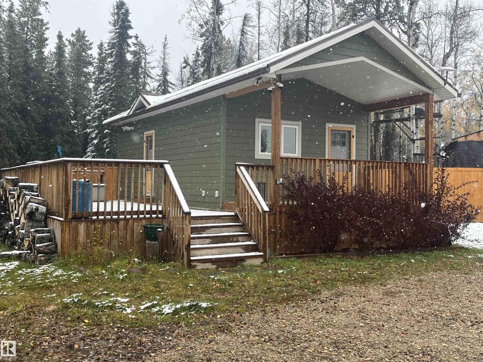 Property Photo: 112 9002 Hwy 16 AB T0E 2M0