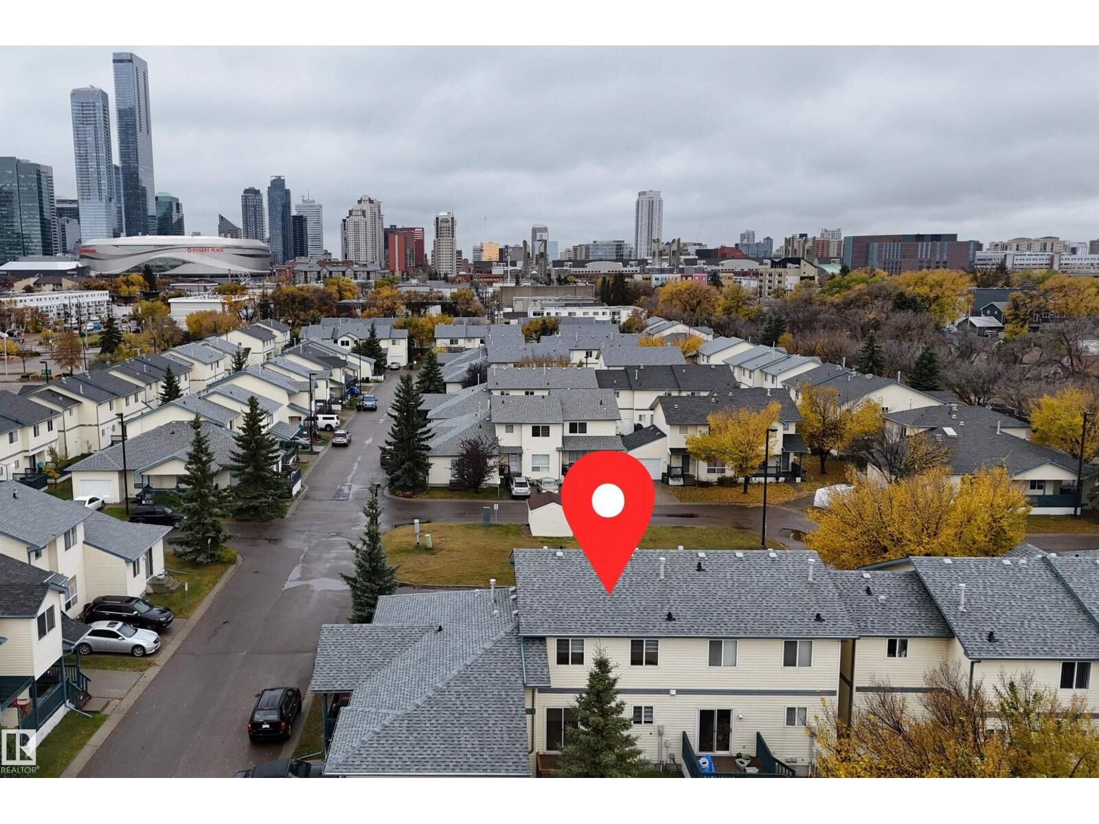 Property Photo:  #85 10909 106 St NW  AB T5H 4M7 