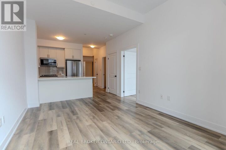 Property Photo:  470 Dundas Street East 1213  ON L8B 2A6 