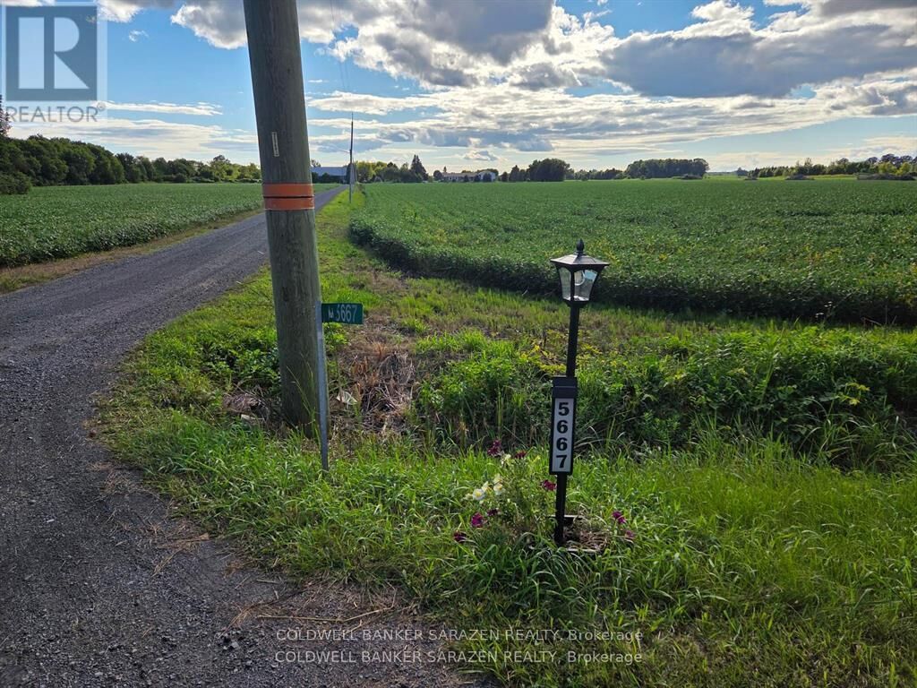 Property Photo:  5667 West Old Richmond Road West  ON K2R 1G4 