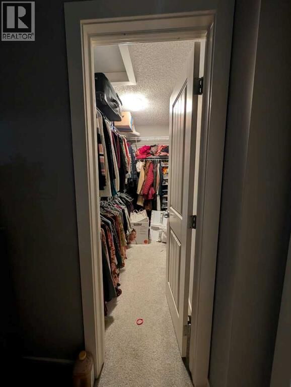 Property Photo:  242 Savanna Close  AB T3J 0X7 
