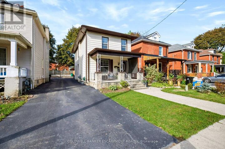 Property Photo:  18 Lowrey Avenue North  ON N1R 5A2 