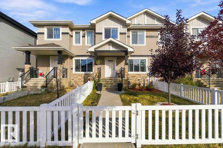Property Photo:  1416 26 Avenue NW  AB T6T 0W1 