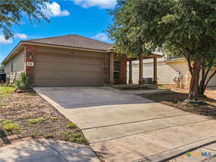 Property Photo: 550 Briggs Drive TX 78130