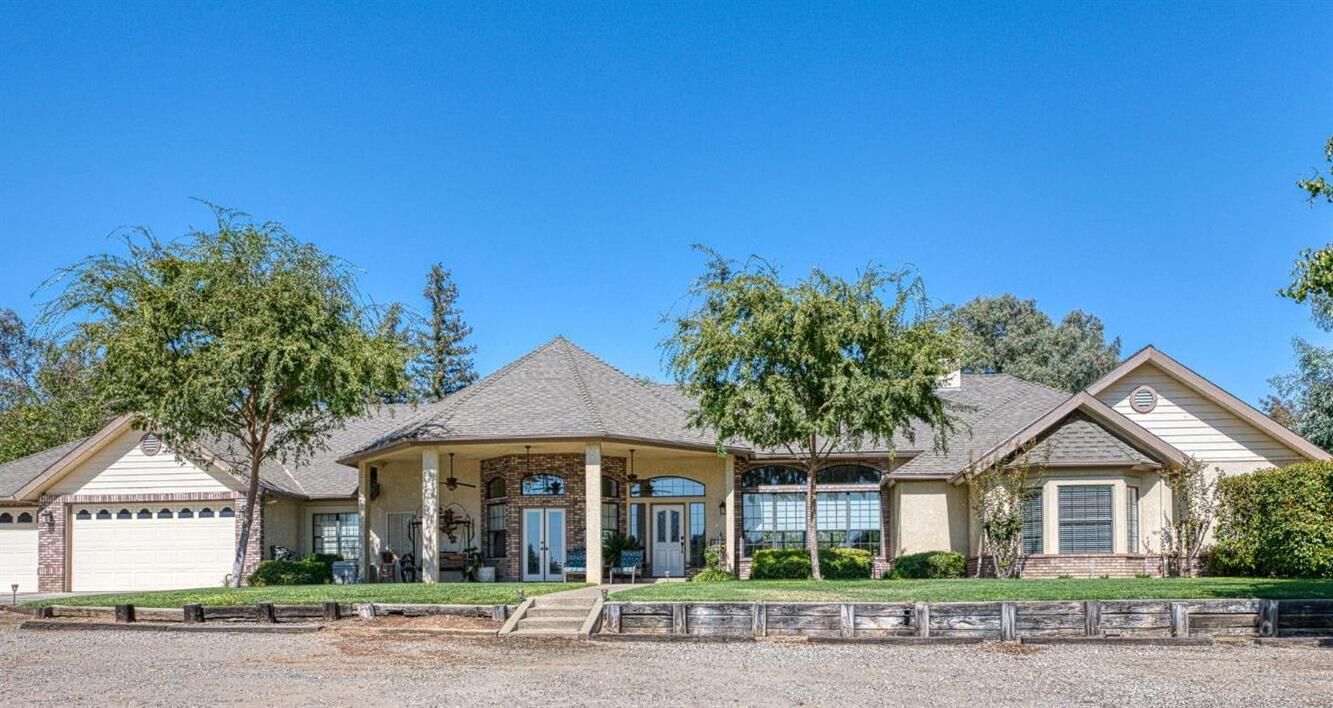 Property Photo:  10278 E San Jose Avenue  CA 93619 