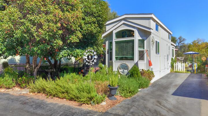 Property Photo:  38678 Road 425 B 71  CA 93644 