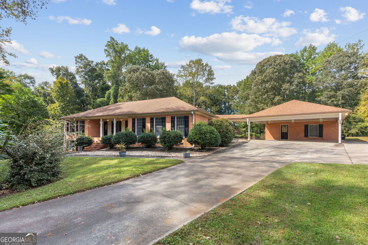 Property Photo:  2570 Benton Drive  GA 30236 