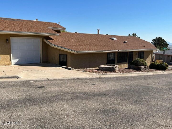 Property Photo:  6801 Ridgley Way  TX 79904 