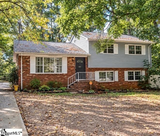 Property Photo:  502 Camelot Drive  SC 29301 